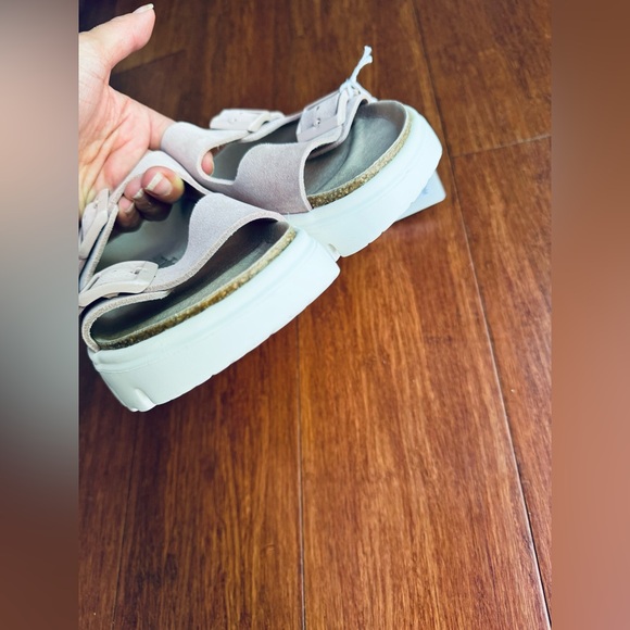 Birkenstock Papillio by Birkenstock Arizona slides in soft pink Eu 36 US 5-5.5 - Picture 6 of 9